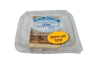 מגדניית נוימן | עוגת גבינה פירורים ללא תוספת סוכר⁩